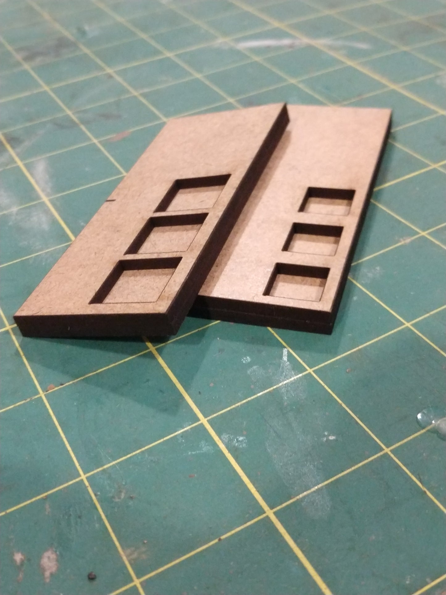 KoW Deluxe Unit Bases