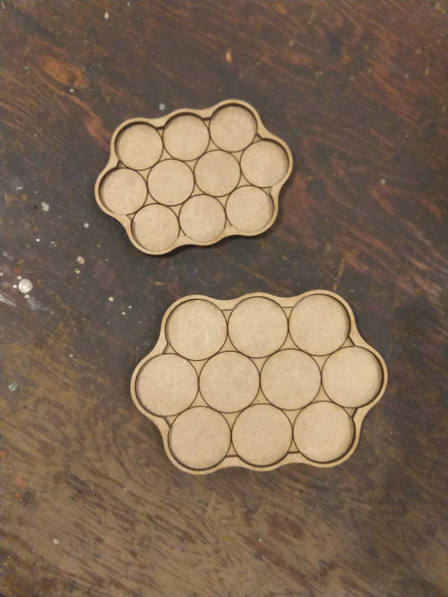Gapless Round-base Movement Trays